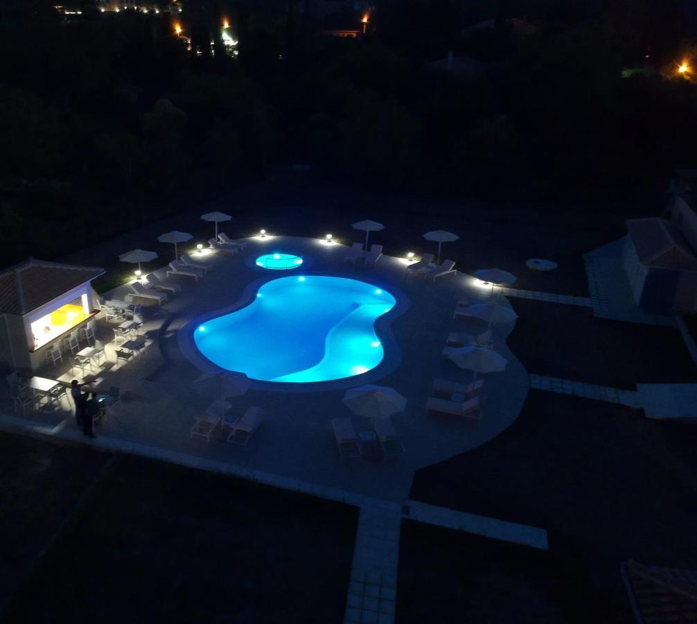 Santos Holidays Дасия Екстериор снимка