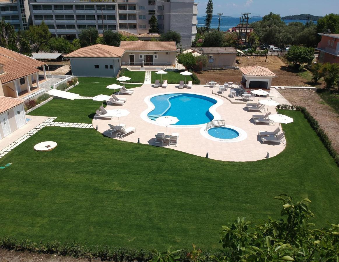Santos Holidays Дасия Екстериор снимка